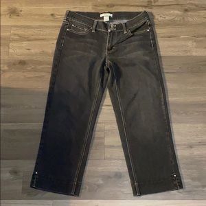 ✅ WHITE HOUSE BLACK MARKET Noir Capri Jeans Size 4